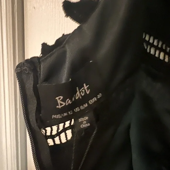 NWT Black Lace Floral Dress - Picture 6 of 6